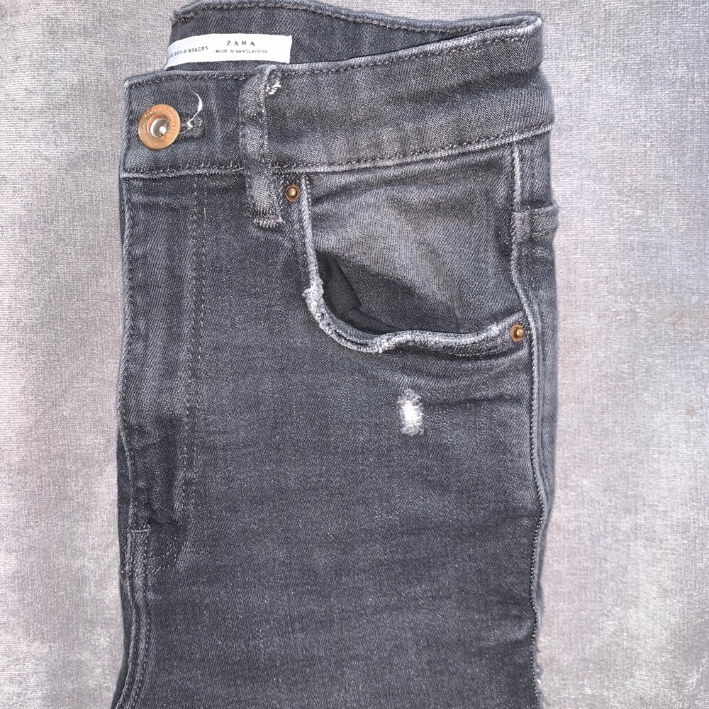 Grey Frayed Zara Jeans